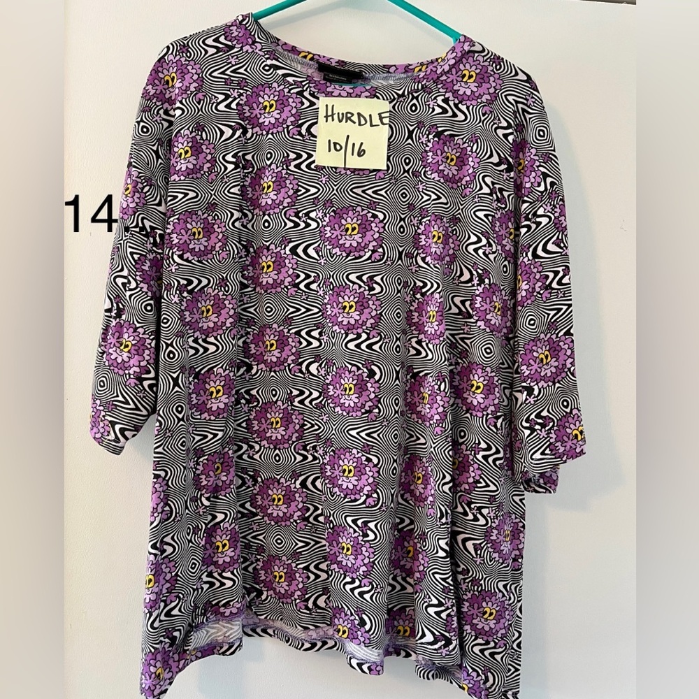 EUC Nooworks Oversize Tee in Haze Size 4X